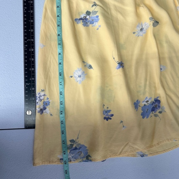 GAP Light Yellow Floral Skirts - Picture 4 of 4